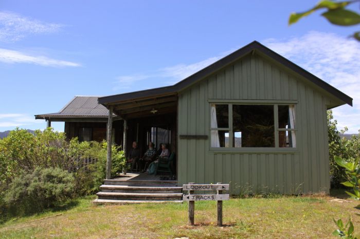 Mangarakau Lodge